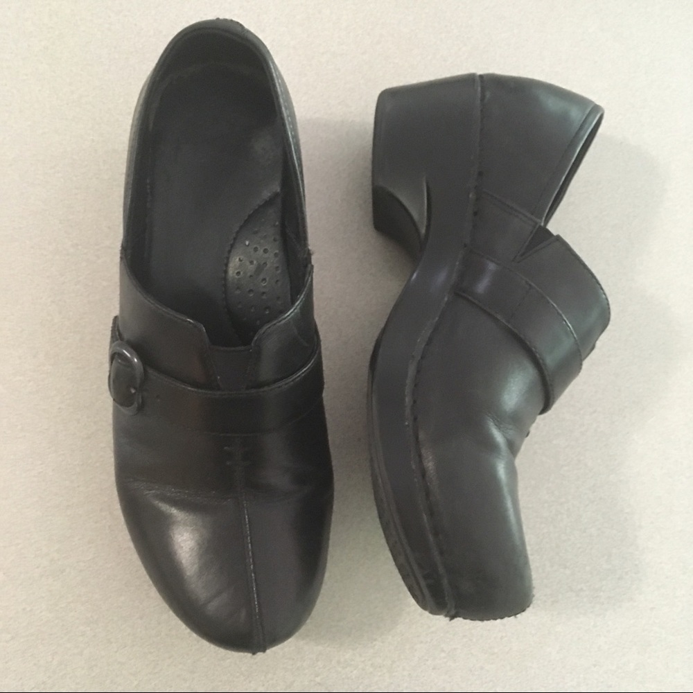 Dansko | Black Leather Buckle Clogs Size 40